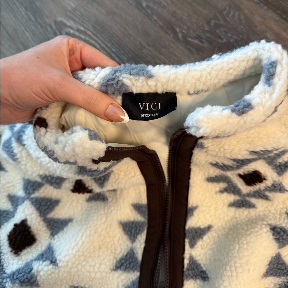 VICI Half Zip Pullover - Picture 10 of 10